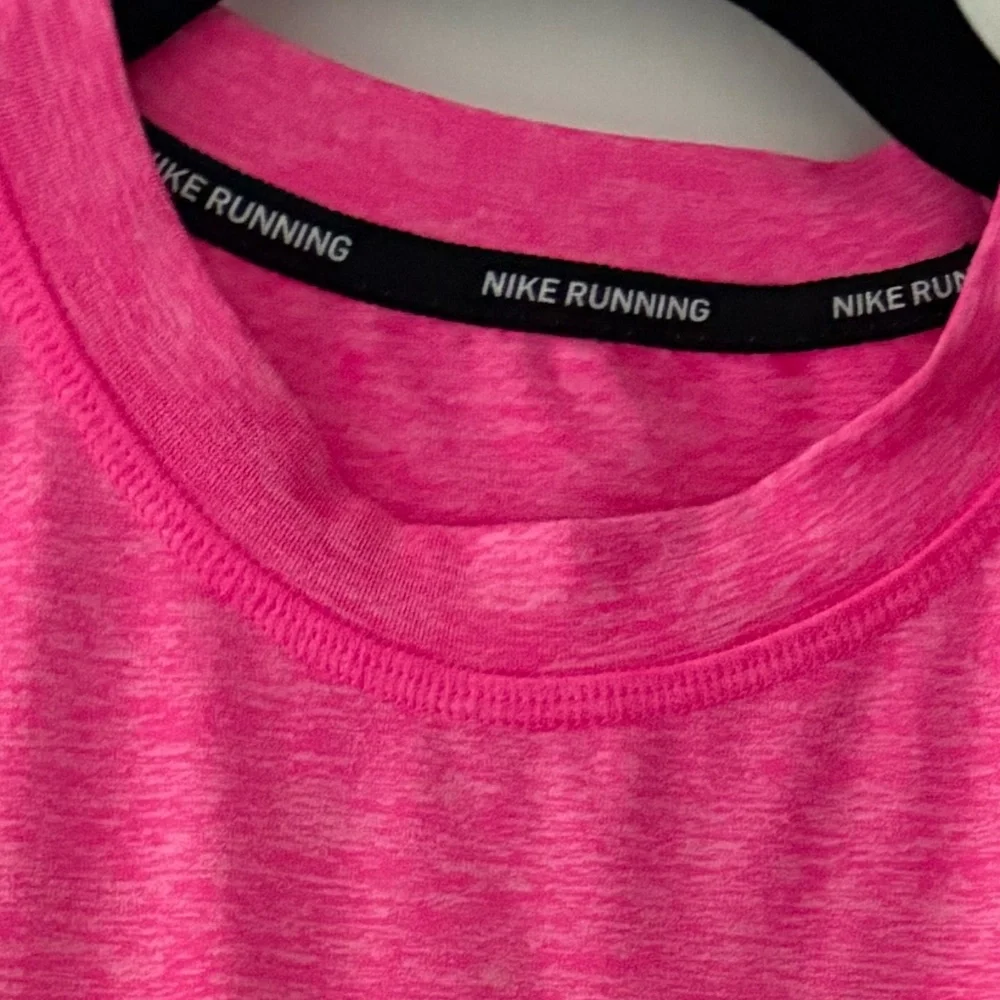 Nike Womens Dri fit running top